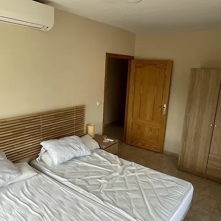 Algorfa Nocleg ze śniadaniem Castillo de Montemar