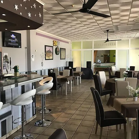 Algorfa Nocleg ze śniadaniem Castillo de Montemar