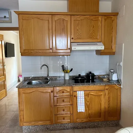 Bed & Breakfast Algorfa 2*