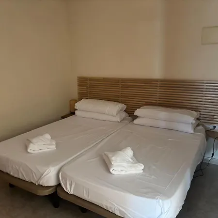 Hotel Algorfa Bed & Breakfast 2*