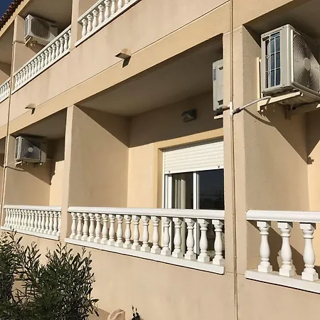 ベッド・アンド・ブレックファスト Algorfa Castillo de Montemar