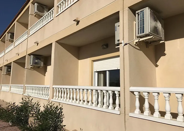 Bed & Breakfast Algorfa Castillo de Montemar